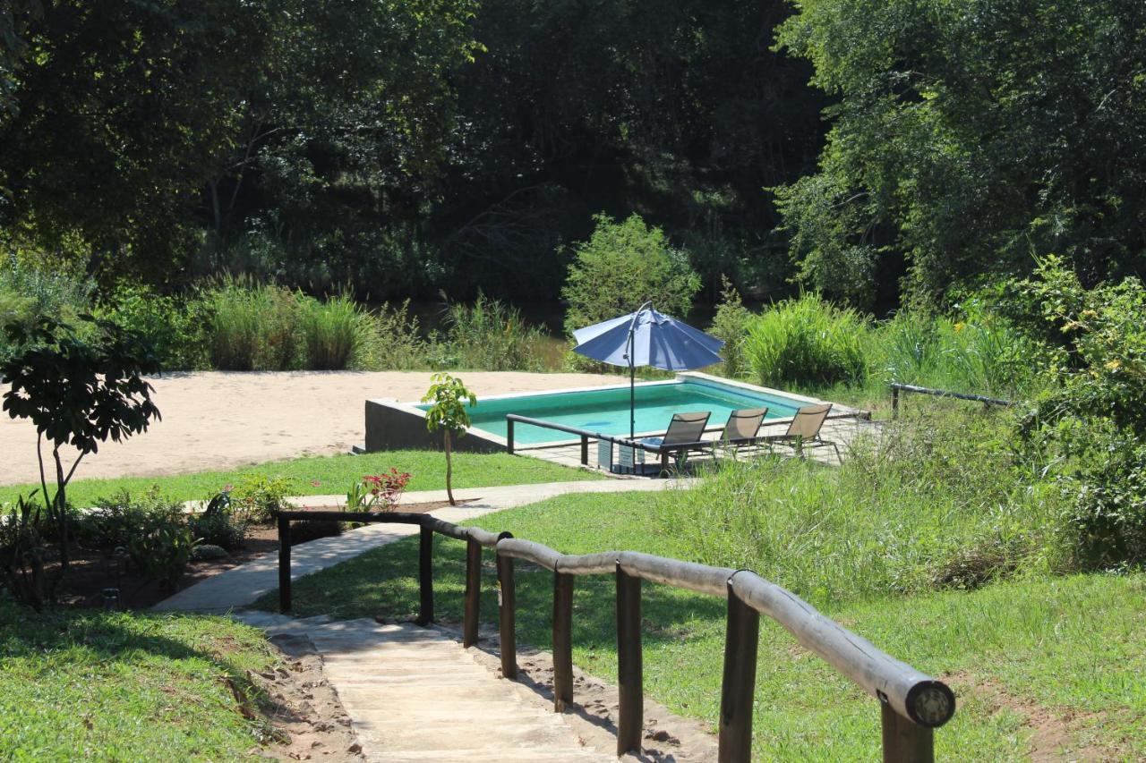 Lions Rock Rapids - Luxury Tented Camp Hazyview Extérieur photo
