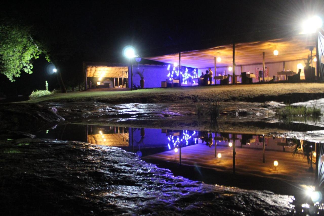 Lions Rock Rapids - Luxury Tented Camp Hazyview Extérieur photo